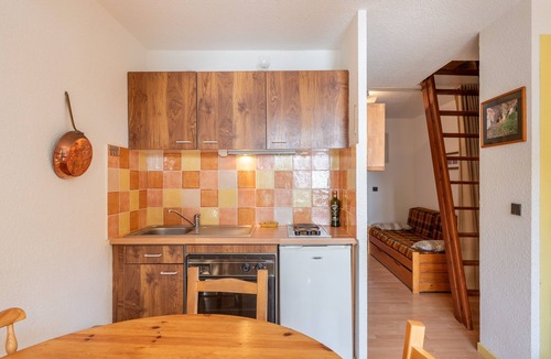 La Morte Apartment | Duplex Apartment 'Station Alpe Du Grand Serre' with Mountain View, Private Terrace and Wi-Fi