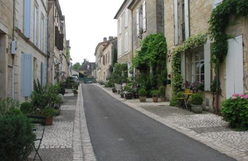 Beaumont-du-Perigord Apartment | Duplex Carreyrou