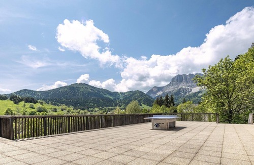 Gresse-en-Vercors Apartment | Duplex chalet with terrace