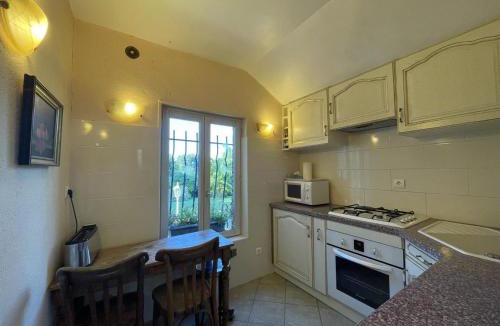 Les Authieux-du-Puits House | Duplex charmant au cœur du Pays des haras avec jardin paisible et WiFi - FR-1-497-114