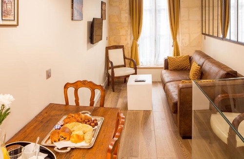 Bordeaux City Centre Apartment | Duplex climatisé en Hyper Centre de Bordeaux