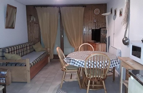 Station de Drouzin le Mont Apartment | Duplex cosy avec balcon sud et garage à Saint-Jean-d'Aulps - FR-1-573-58