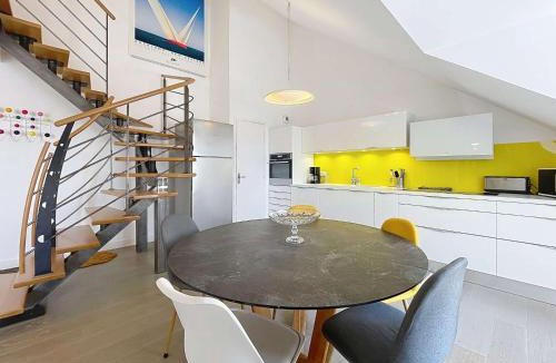 Granville Apartment | Duplex de standing en centre-ville avec parking, proche port et plage - FR-1-361-377