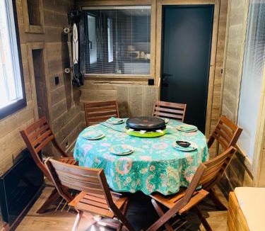 Saint-Etienne-de-Tinee Apartment | duplex en plein centre d'Auron déco chalet cosy