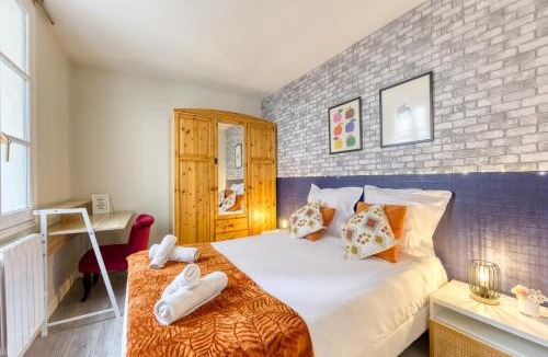 Chantiers Apartment | Duplex I Parking Gratuit I RER 3min I Paris 15min