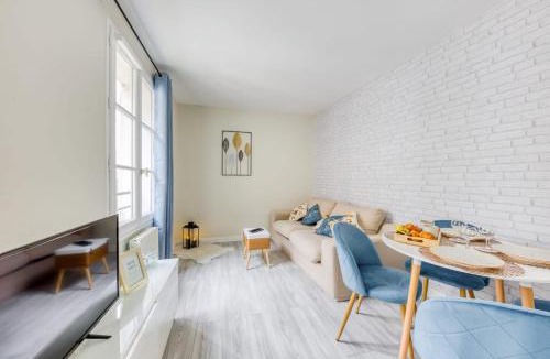 Chantiers Apartment | Duplex I Parking Gratuit I RER 3min I Paris 15min