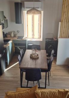 Charmes-sur-l'Herbasse Apartment | Duplex Le Trèfle