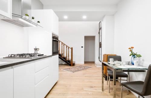 Historic Center Apartment | Duplex Luxurious Apt in the heart of Bologna