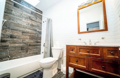 Ocean Hill House | Duplex on the Parkway