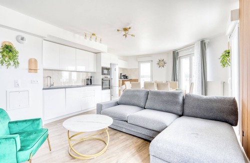Le Blanc-Mesnil Apartment | Duplex* Paris, Villepinte Expo, CDG, Disneyland