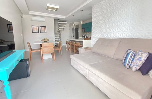 Ingleses Centro Apartment | Duplex penthouse near Ingleses beach.