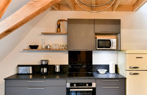 Le Palais Apartment | Duplex 'Pesmacody - Seigneurie Fouquet' with Wi-Fi