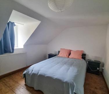 Bourbon-l'Archambault Apartment | Duplex Quartier Historique Forteresse des Ducs de BOURBON