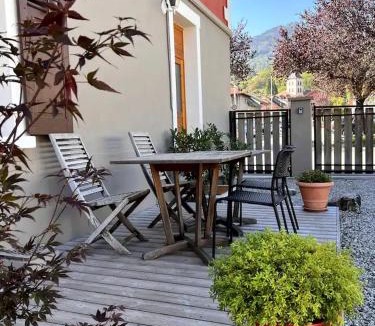 Sallanches Apartment | Duplex Sallanches - Terrasse, Centre & Parking by AlpenlySallanches