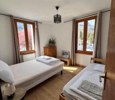 Sallanches Apartment | Duplex Sallanches - Terrasse, Centre & Parking by AlpenlySallanches