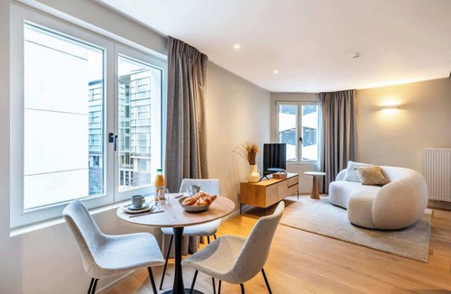 Ghent City Centre Apartment | Duplex studio w/skyline views & workspace