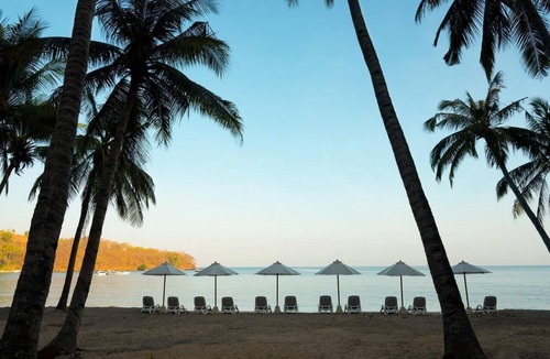 Pemenang Villa | Duplex Villa with Private Pool and Beach Access 10