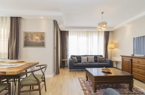 Liman Mahallesi Apartment | Duplex with Balcony 5 min to Konyaalti Beach