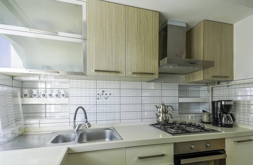Altnkum Mahallesi Apartment | Duplex with Balcony 5 min to Konyaalti Beach