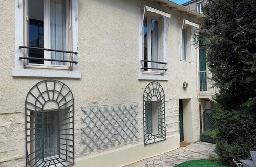 Gentilly House | Duplex with garden on the outskirts of Paris
