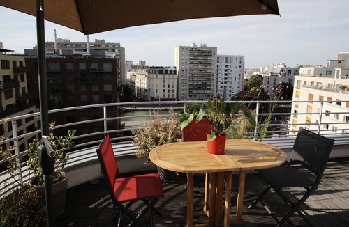 19th Arrondissement Apartment | Duplex with large terrace, Canal view