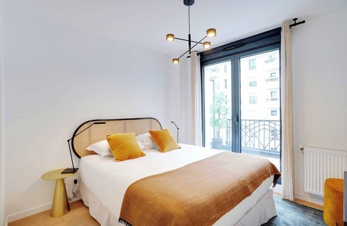 Levallois-Perret Apartment | Duplex with terrace in Levallois