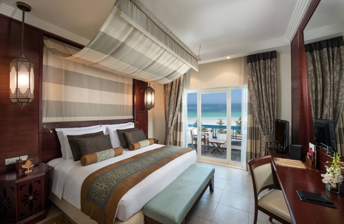 Ajman Hotel | Dusit Ajman Resort & Villas