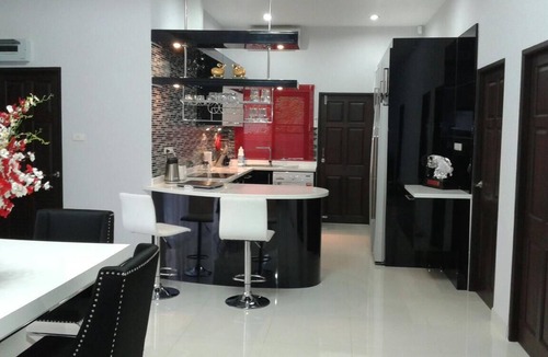 Nong Prue Villa | Dusit Park complex-1