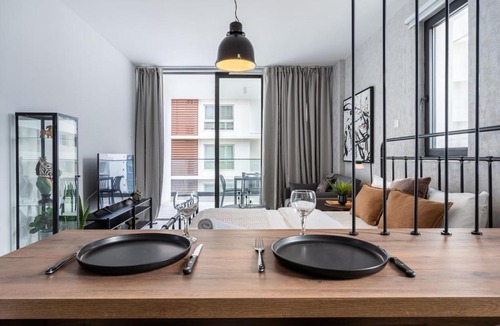Larnaca Apartment | Dusk - Harmonic Studio by Plus 49 in Mackenzie