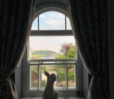 Laugharne Bed & Breakfast | Dylan Thomas Sea View