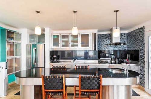 Playacar Beach House | Dynamic Chef Incl. | On Ocean | Pool | Large Terrace | Free Airport Transfer & Daily Maid!