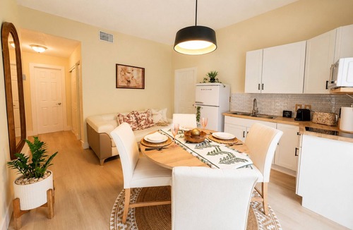 Tamiami House | E&A SouthWest - Sandy Beach Suite with Private Terrace