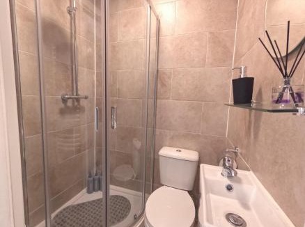 Sheffield House | E - Compact Double Room City Centre Sheffield