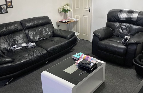Hemel Hempstead Bed & Breakfast | E House