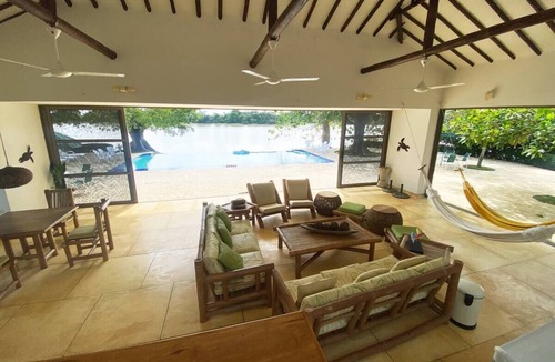 Ayapel Villa | E L P U Y E N G U E FINCA 5 ESTRELLAS EN AYAPEL