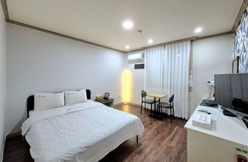 Saengmok Hotel | e motel