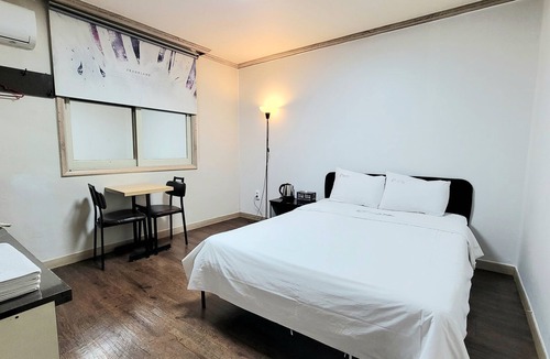 Saengmok Hotel | e motel