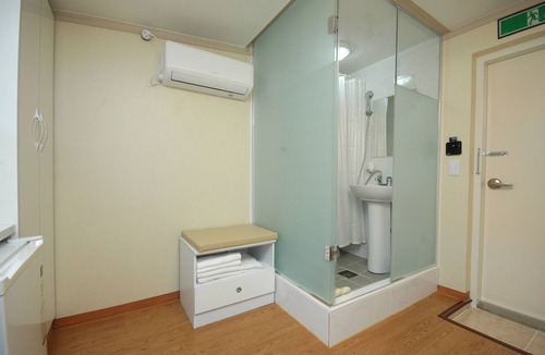 Nonhyeon-dong Hotel | E Residence