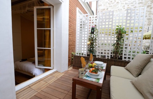 3rd Arrondissement Apartment | E1GD Single malt