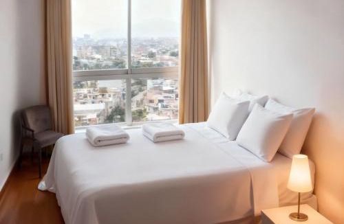 Santa Catalina Apartment | E24h Modern Executive Loft 2BR 1401
