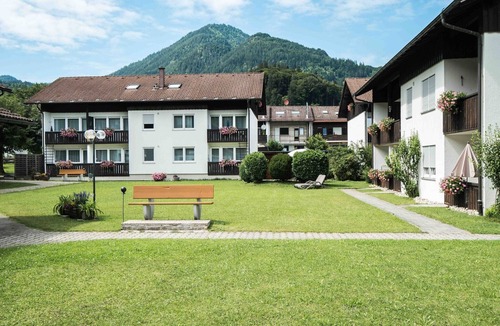 Oberaudorf Apartment | E4 Classic apartment*, 53sqm, balcony, suitable for allergy sufferers