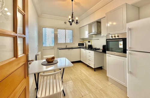 La Marsa Apartment | E4 Spacious and cozy 2 bds in La Marsa