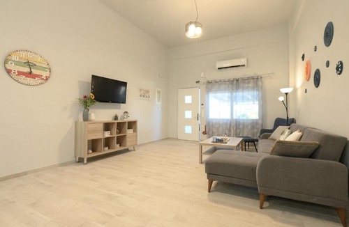 Kokkini Chani Apartment | EA Lofthouse