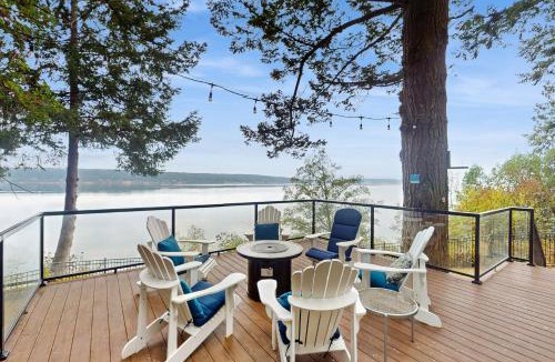 Freeland House | Eagle Beach Retreat