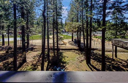 Big Bear Lake House | Eagle Point Cottage W Hot tub