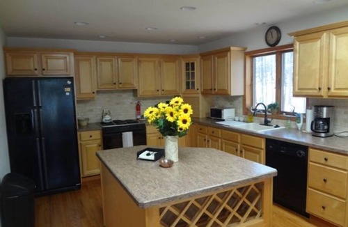 Sybertsville House | Eagle Rock Lake house- EAGLE ROCK PROPERTY OWNERS ONLY - Share lot# when booked