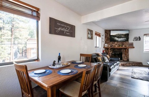 Summit Estates Apartment | Eagle's Chalet Summit View