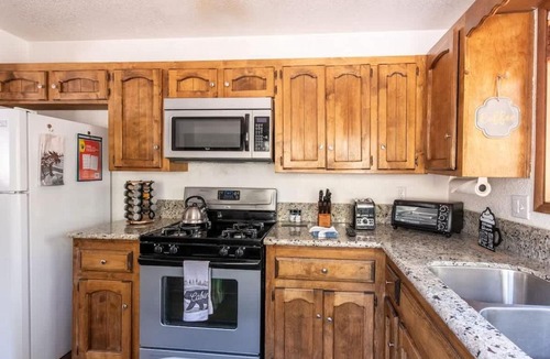 Summit Estates Apartment | Eagle's Chalet Summit View