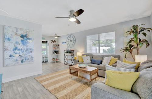 Florida North Atlantic Coast House | Eagle's Way with Firepit Heated Pool and Sunroom Near BEACH