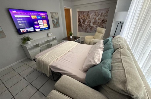 Eagle Pass Apartment | Eagle Stay 13